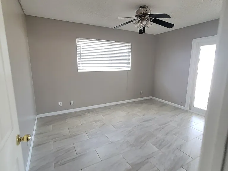 10804 Kiavan Rd — Photo 3