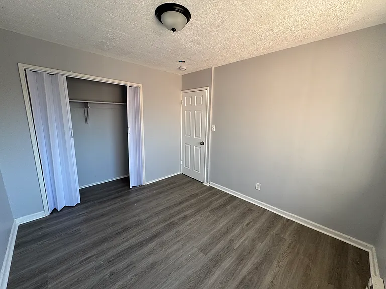 14520 Milverton Rd #104 — Photo 5