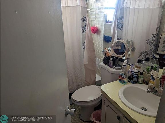 4th image of 1501 NW 43rd Ave APT 203