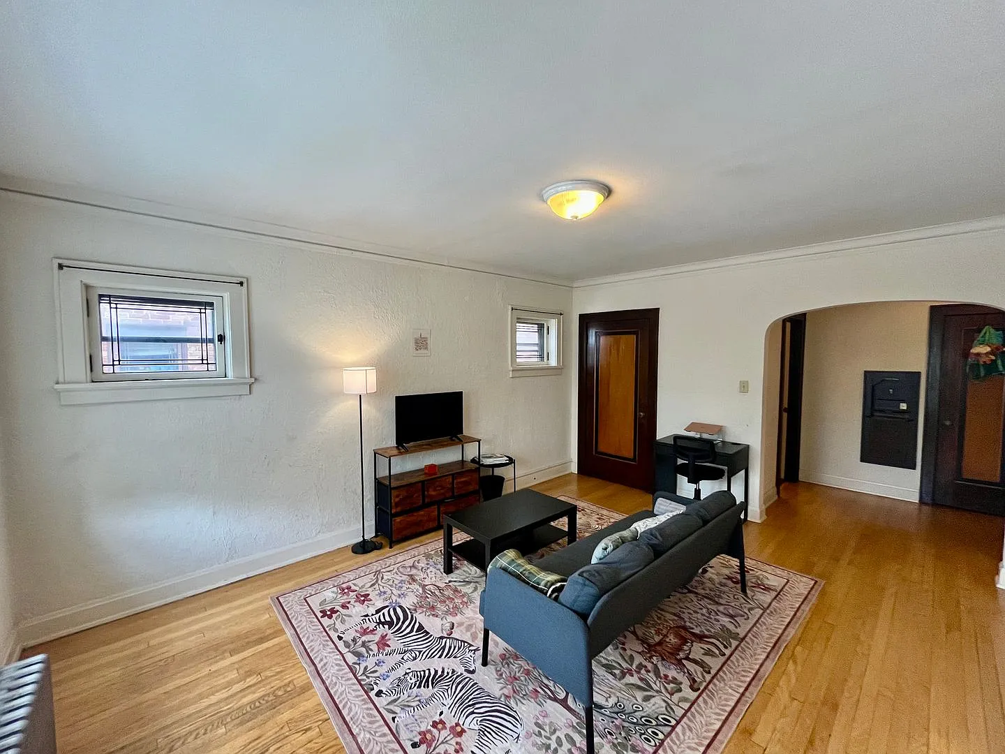 4460 N Oakland Ave — Photo 3