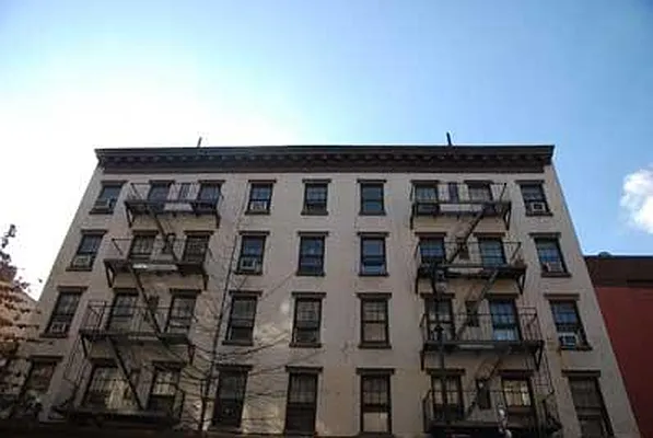 Rented by Buchbinder & Warren | media 13