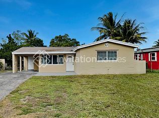 7041 SW 27th St, Hollywood, FL 33023