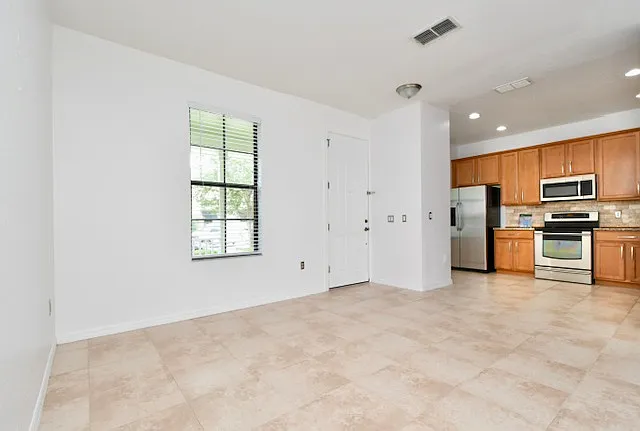 4108 Hunters Park Ln — Photo 7