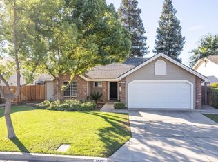 1817 E El Paso Ave, Fresno, CA 93720