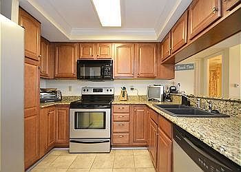 5th image of 1600 Via Deluna Dr E #404