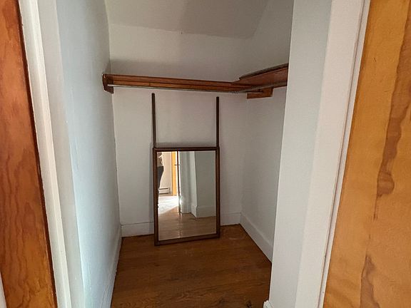 5th image of 116-120B Bennington St #1