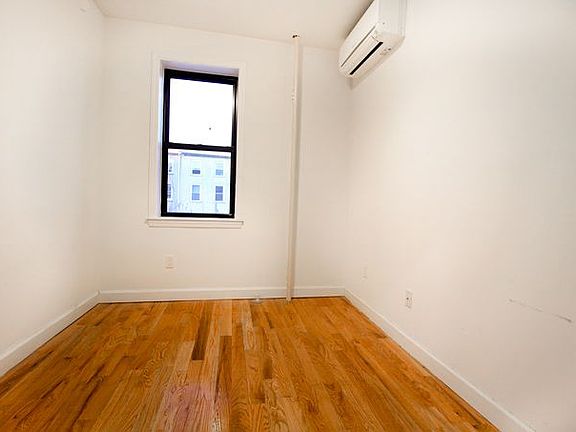 5th image of 417 Hancock St APT 7