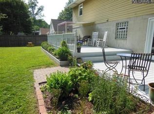 2266 Lake Rd, Akron, OH 44312