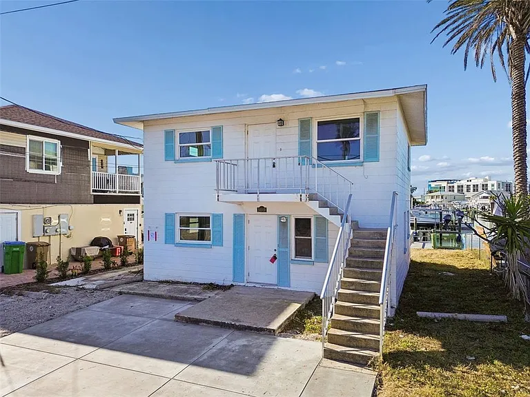 14919 N Bayshore Dr #1 — Photo 51