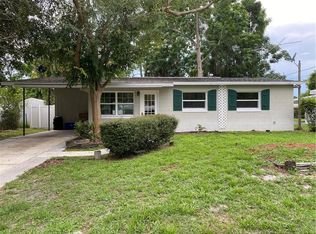 835 Golden Isle Dr, Mount Dora, FL 32757