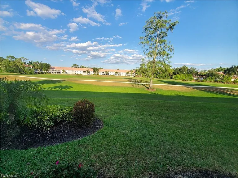 992 Marblehead Dr — Photo 40