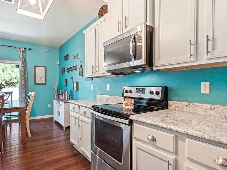 95062 Cheswick Oaks Dr — Photo 26