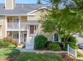 89 Bradford Commons Ln UNIT 89, Braintree, MA 02184
