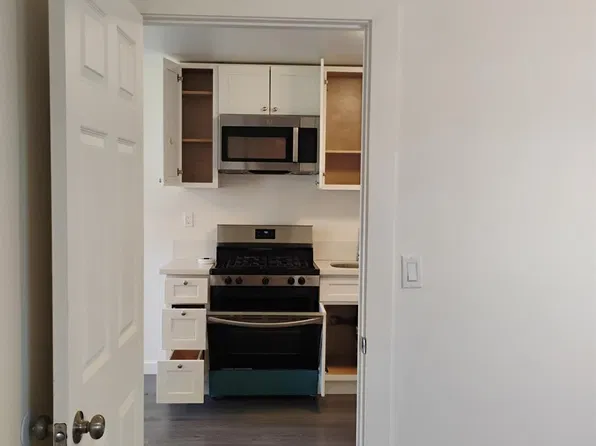 2118 6th St, Sanger, CA 93657