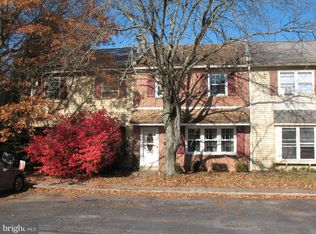 221 Plymouth Ct, Quakertown, PA 18951