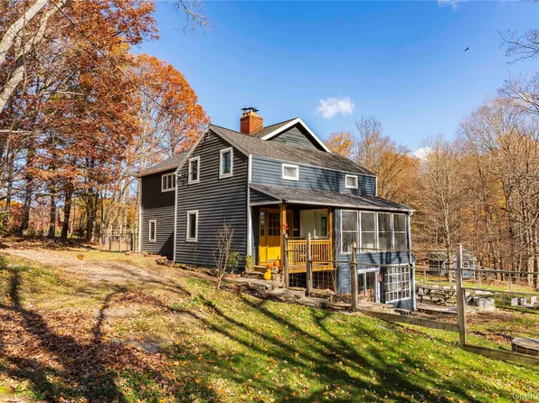 62 Seelbach Lane, Staatsburg, NY 12580