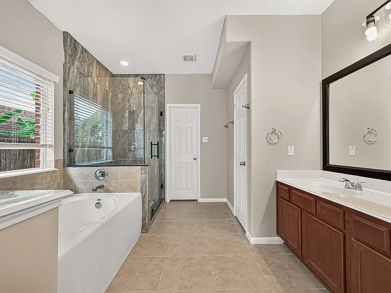 10411 Dewey Eve Ct — Photo 19