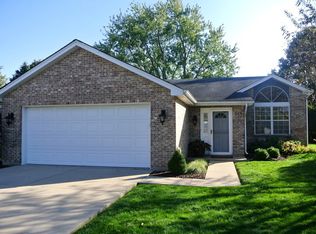 324 Bastian Dr, Sugar Grove, IL 60554