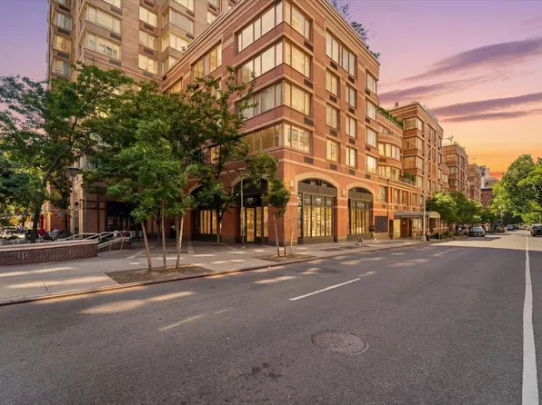 350 West 50th Street image 1 of 22