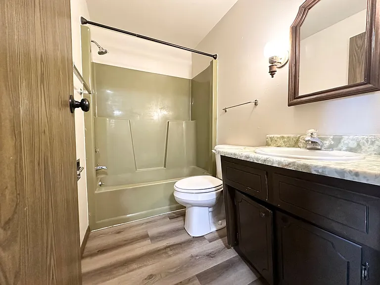 207 Fort Howard Ave — Photo 13