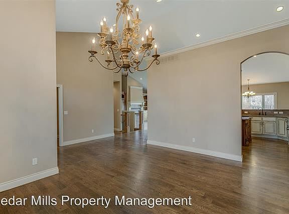 5th image of 1423 E Timber Falls Ct