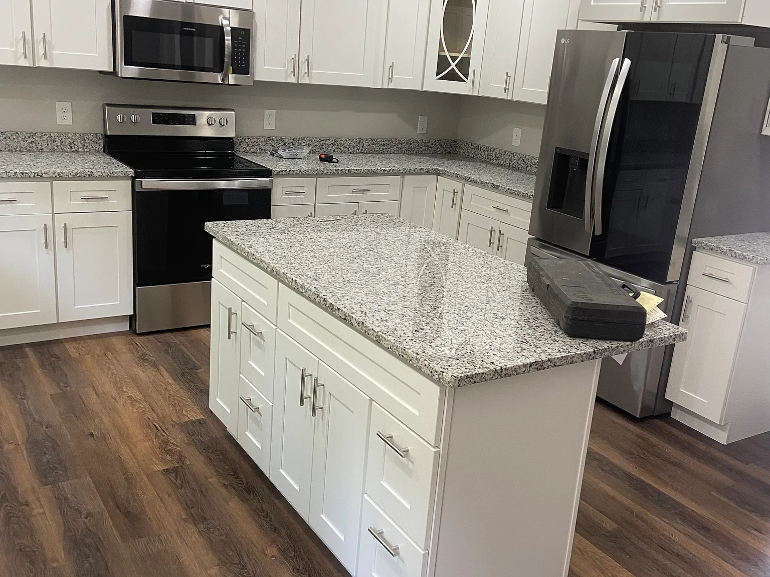 2257 Murphys Chapel Dr — Photo 3