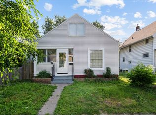 874 Oakland Rd NE, Cedar Rapids, IA 52402