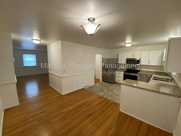 431 Ridgemore St — Photo 11