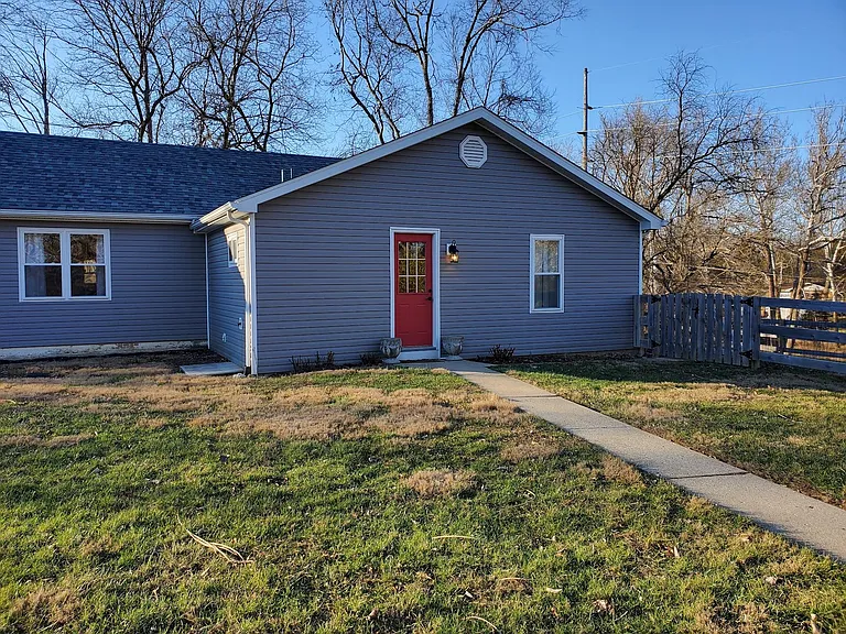 684 Ginghamsburg Rd — Photo 4