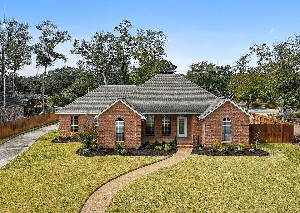 1st image of 2541 Brighton Cir