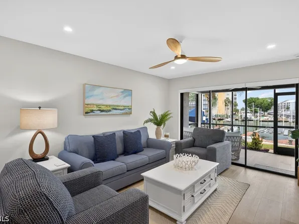 200 Lenell Rd APT 212, Fort Myers Beach, FL 33931