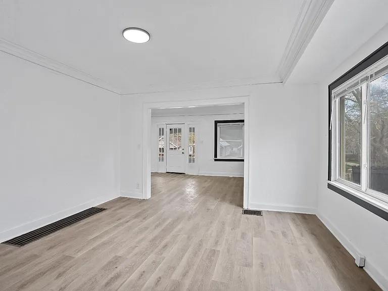5408 Woodland Ave — Photo 3