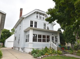 838 Oakland Ave, Waukesha, WI 53186