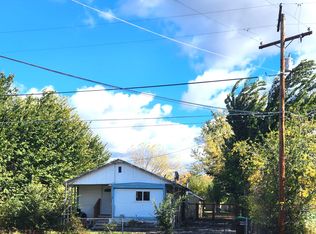 748 S Main St, Prineville, OR 97754