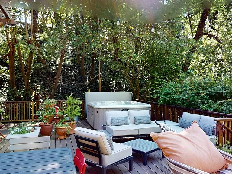 76 Tamalpais Ave — Photo 5