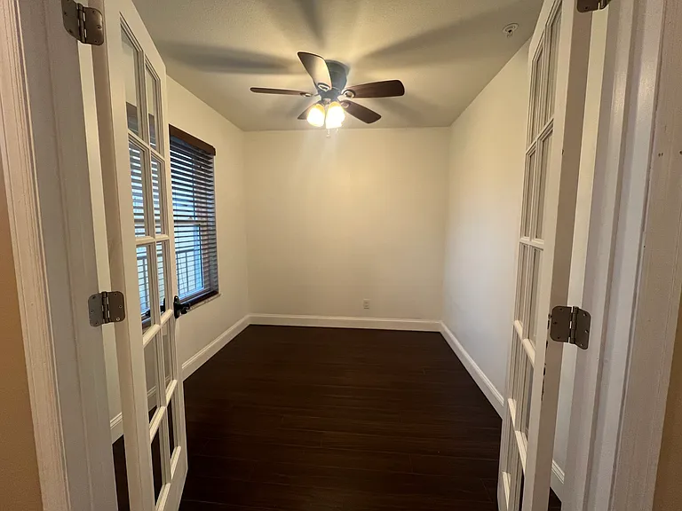 755 Cove Way — Photo 10