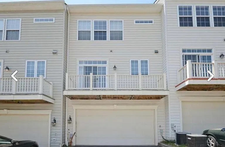 4577 Derring Ln — Photo 6