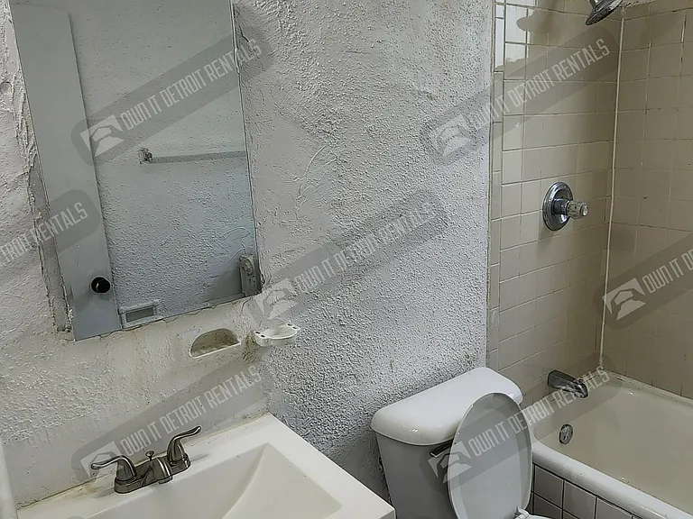 13421 Littlefield St #6 — Photo 14