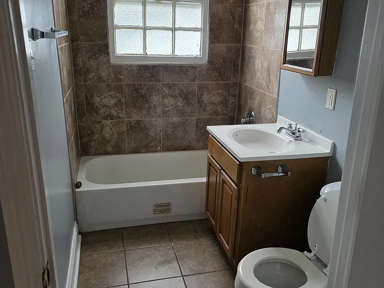 2429 Desire St — Photo 8