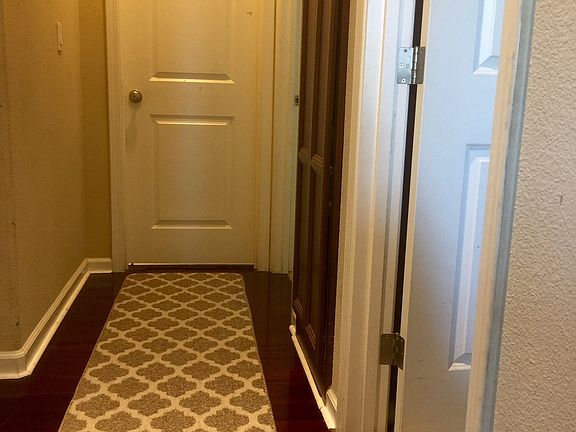 5th image of 213 Chambord Way #213