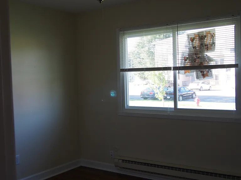 708 Oakton Rd — Photo 7