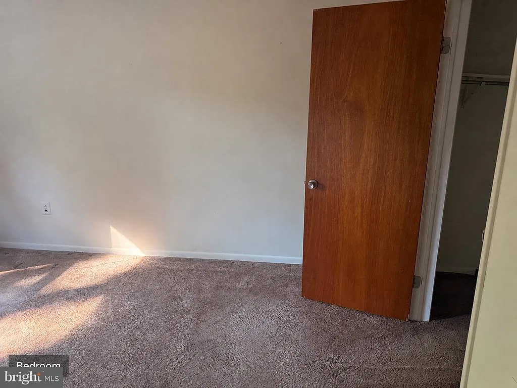 1 bed, 1.0 bath, 700 sqft, $1,200 — Photo 3