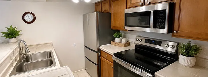 2 bed, 980 sqft, $1,950 — Photo 3