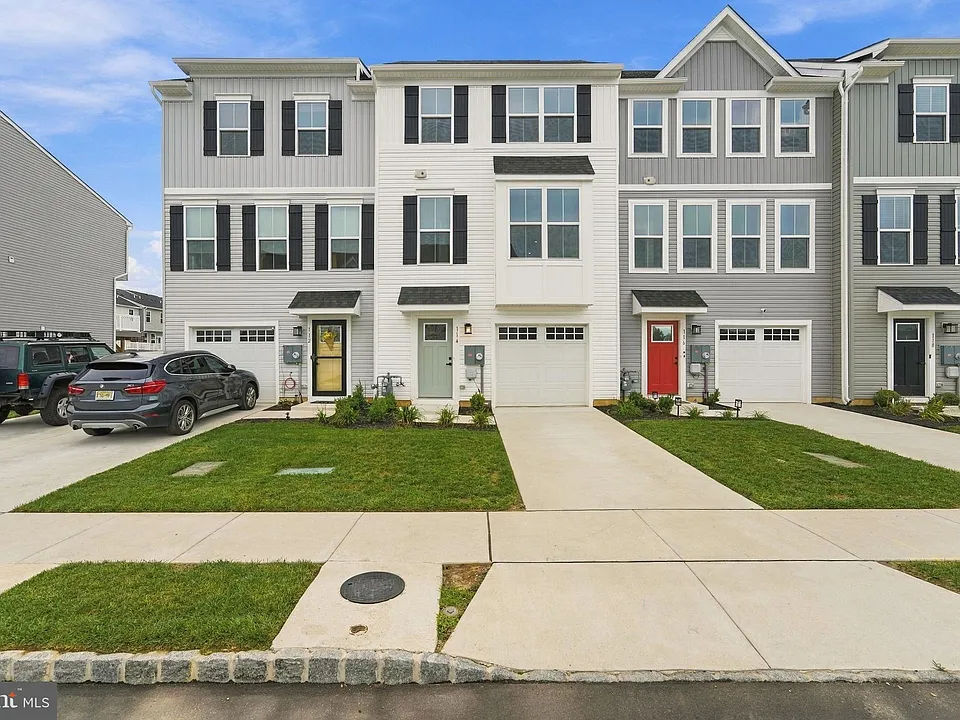 114 Spyglass Hill Dr