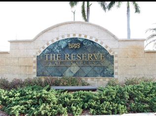 1210 Reserve Way APT 305, Naples, FL 34105