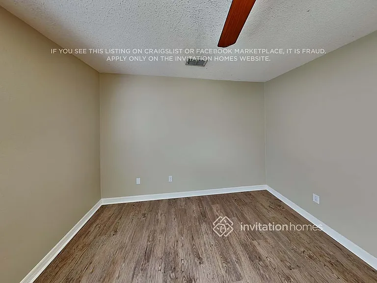 4216 King Edward Dr — Photo 11