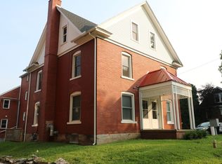Spacious One bedroom Apartment 4 blocks from West Campus, State College, PA 16801