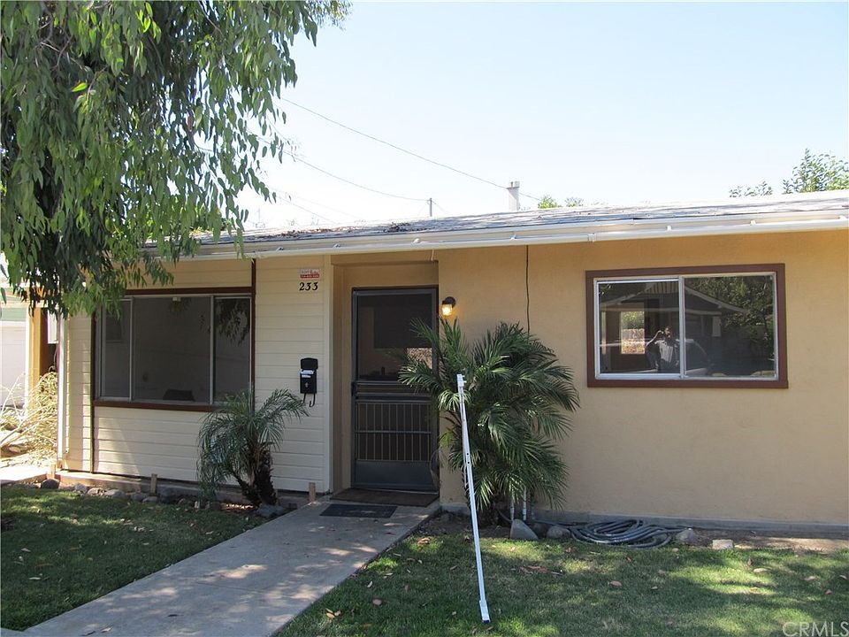 1st image of 233 E La Veta Ave