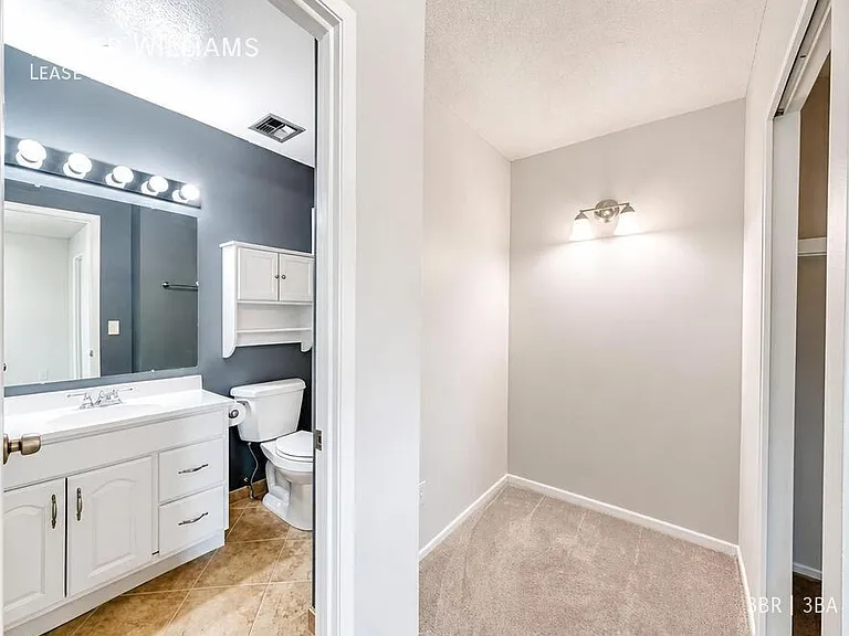 9239 E Nassau Ave — Photo 14