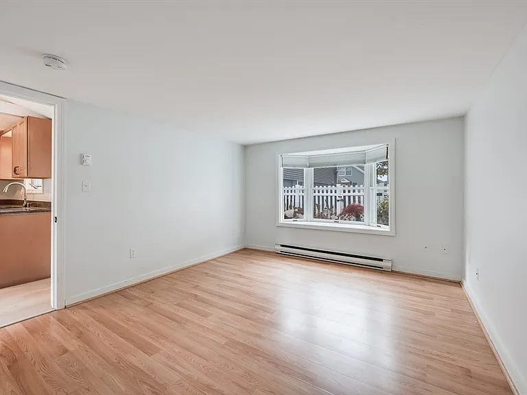 95 Wheeler St — Photo 8
